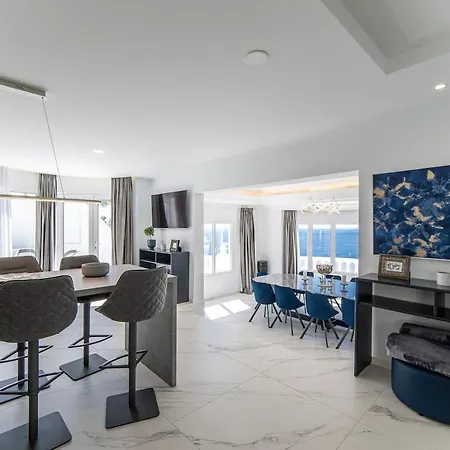 Casa Leon, Exceptional 6 Bed 卡门港