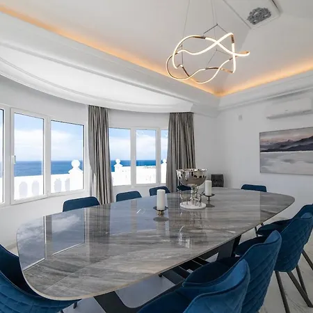 Casa Leon, Exceptional 6 Bed * 卡门港